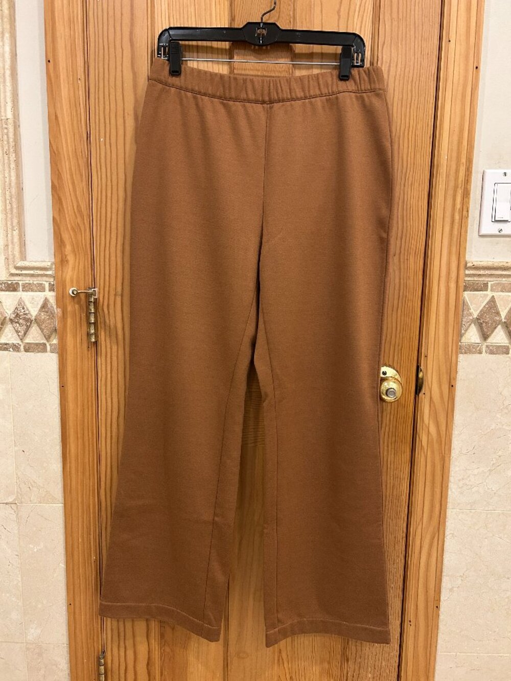 Soft Surroundings Tan Pull Up Pants